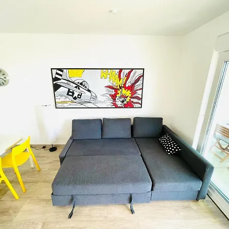 Anapartments *