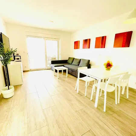 Anapartments *